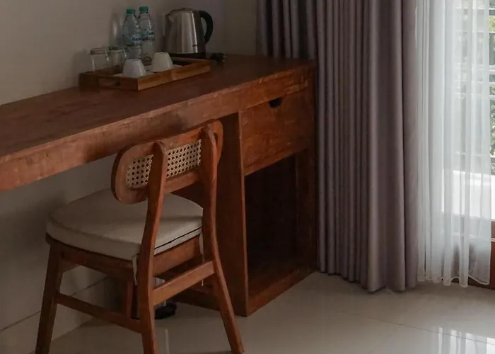 Myraga House *